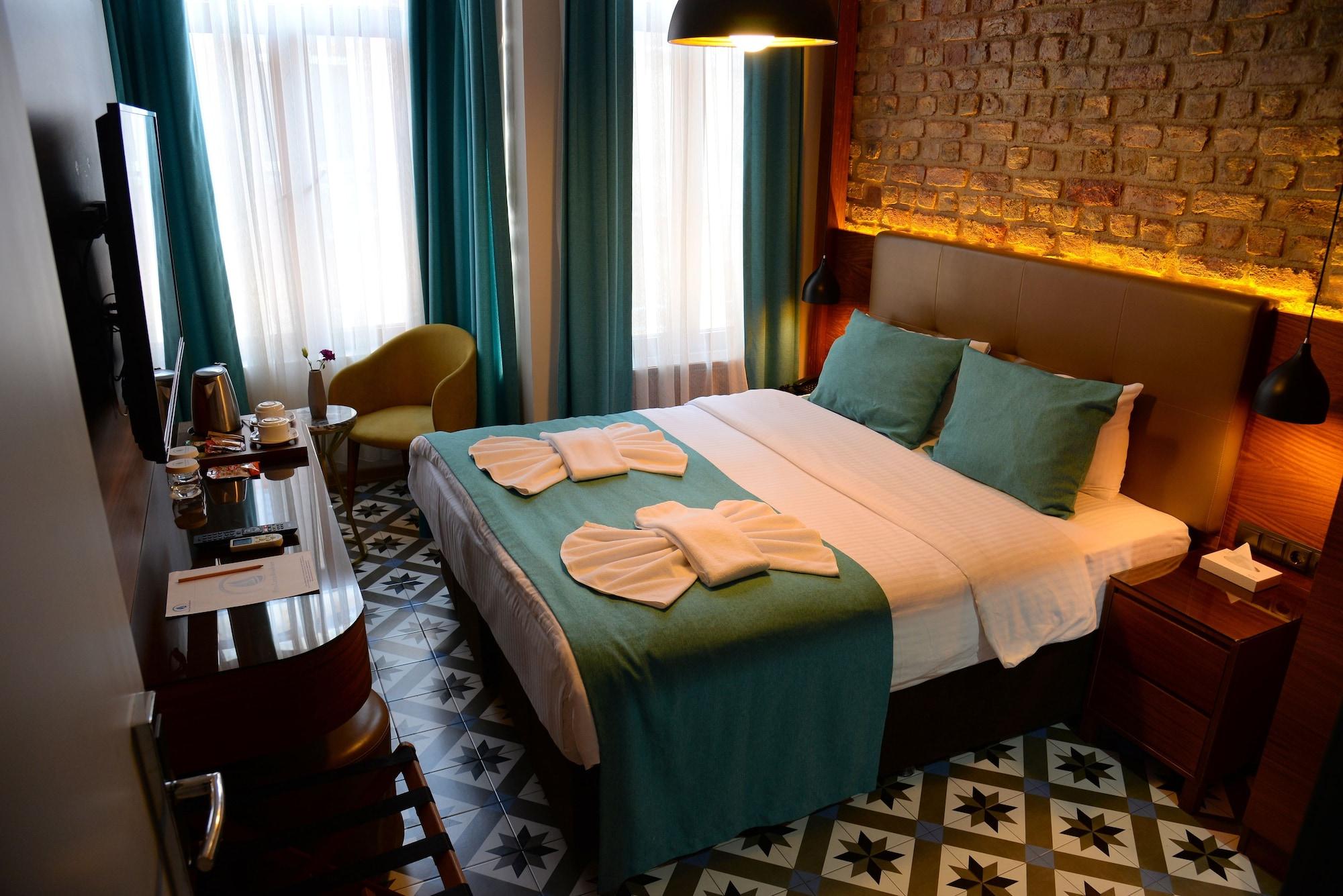 Otel Pera Luna 3*